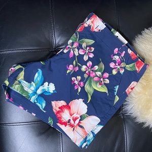 NWT Cute Floral Shorts Women’s Sz 10